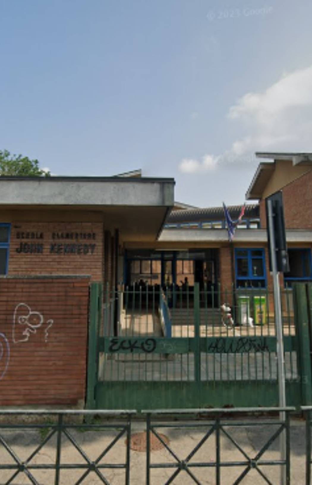 scuola-primaria-kennedy-via-pacchiotti-mobile